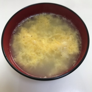 お湯を注ぐだけ！鍋いらずの簡単玉子スープ